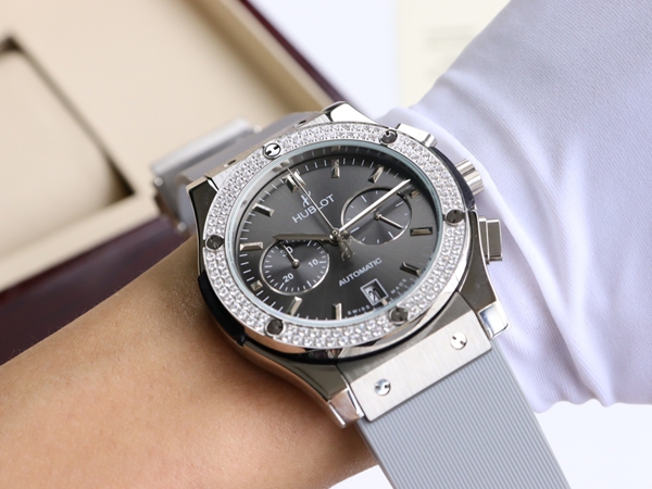 ウブロコピー時計全体デザイン